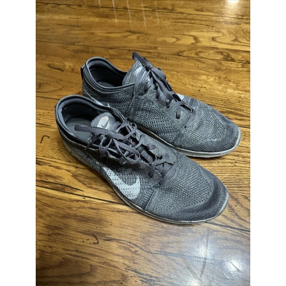 𝅺nike Free TR Flyknit 2 Training Shoes Womens 11.5 Black Grey Sparkle Nike